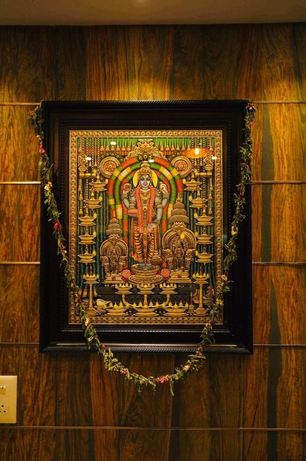 Hotel Geetha Govindham à Guruvāyūr Extérieur photo